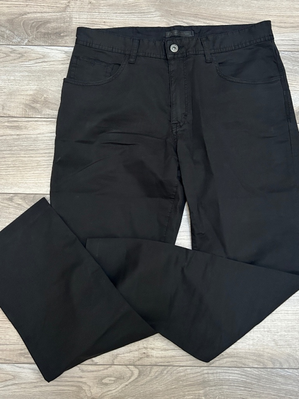 Robert Graham Men's Slim Black Pants